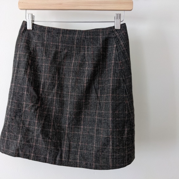 Wilfred - "Claudette Green Check" Wrap Plaid Skirt Size 0 - Picture 4 of 4